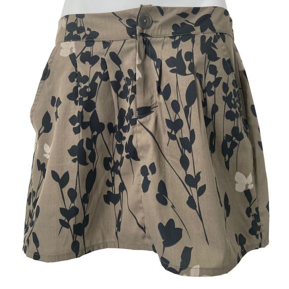 GAP Dresses & Skirts - Gap Gray Floral A Line Mini Skirt Size 0R